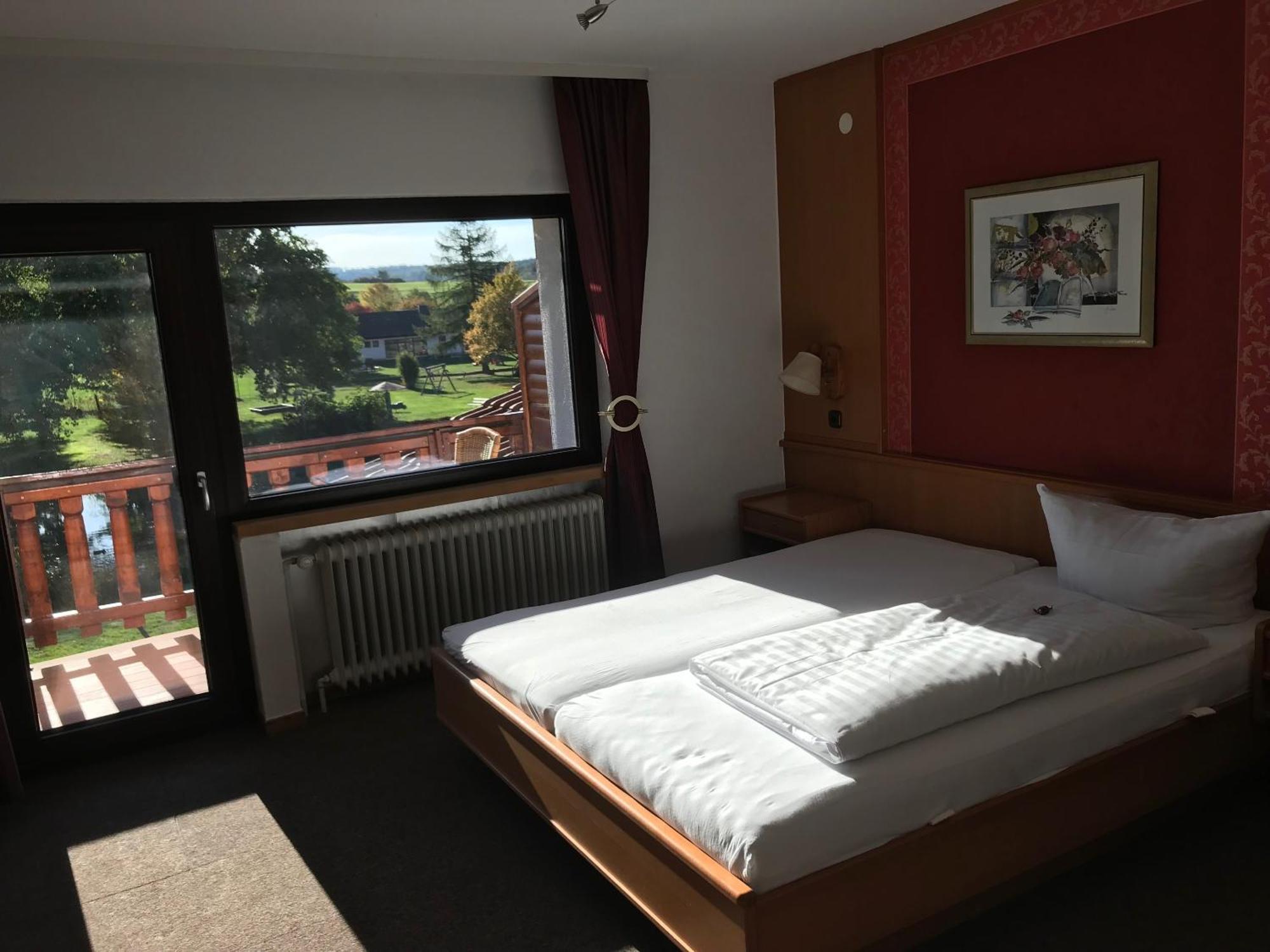Hotel Wettlaufer Homberg  Buitenkant foto