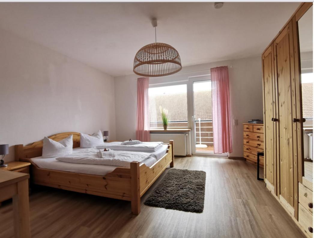 Hotel Wettlaufer Homberg  Buitenkant foto