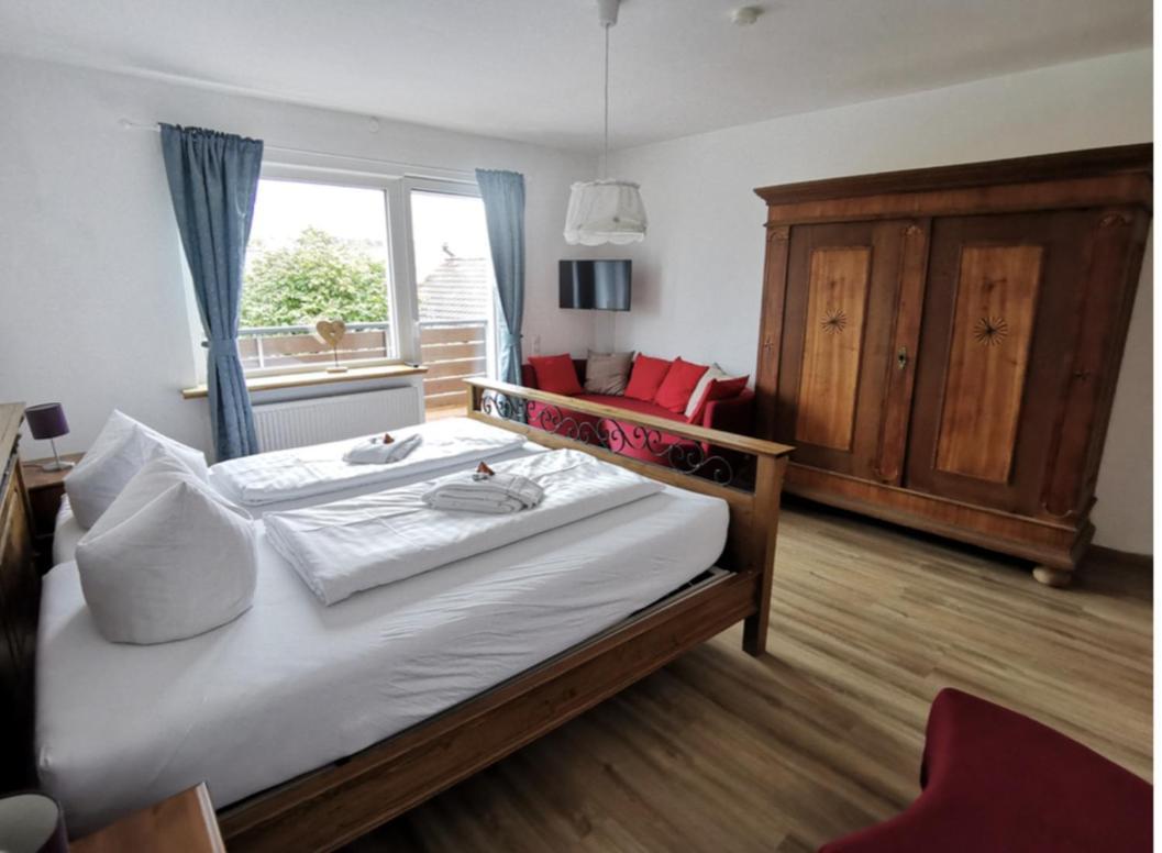 Hotel Wettlaufer Homberg  Buitenkant foto