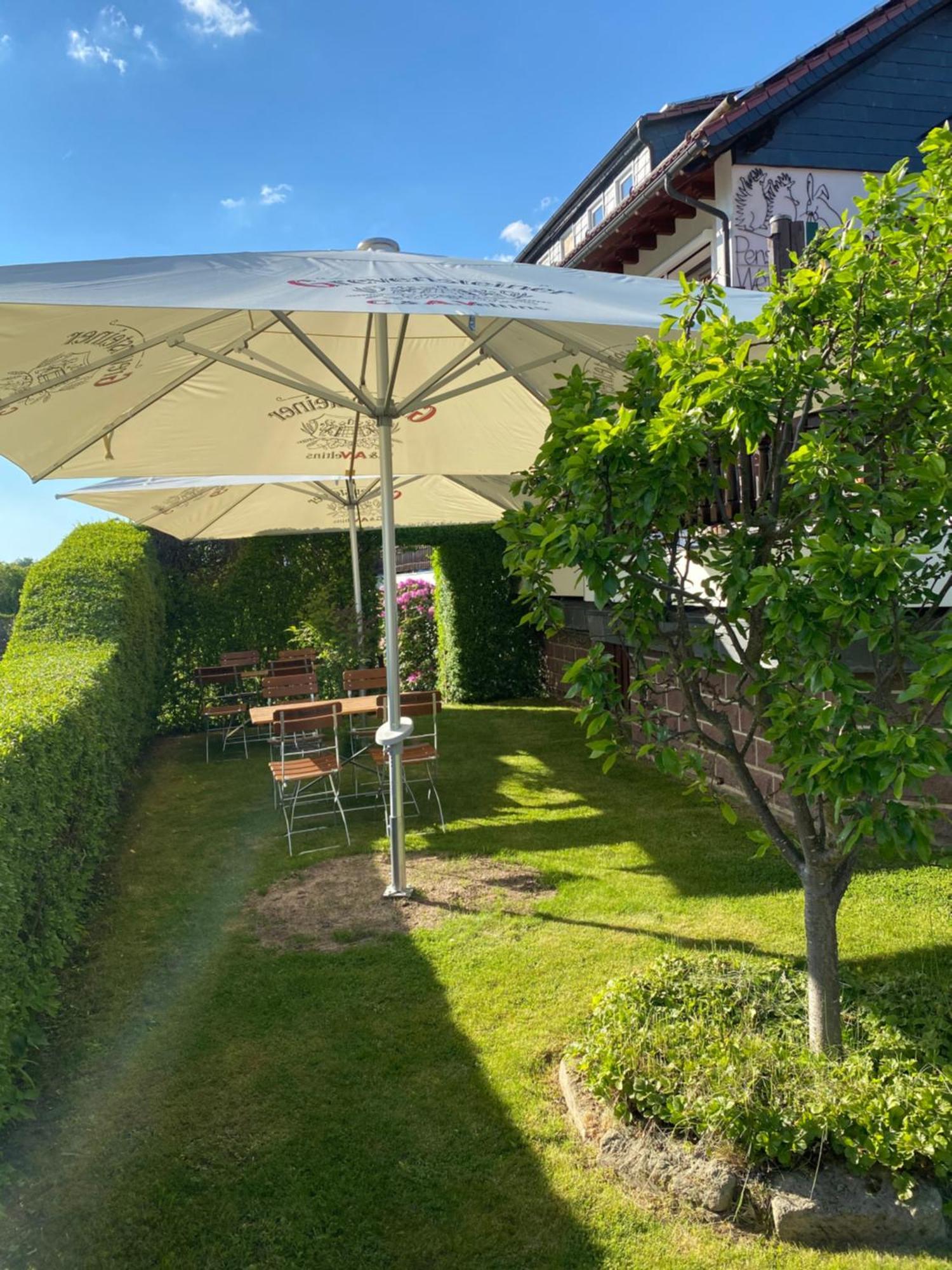 Hotel Wettlaufer Homberg  Buitenkant foto