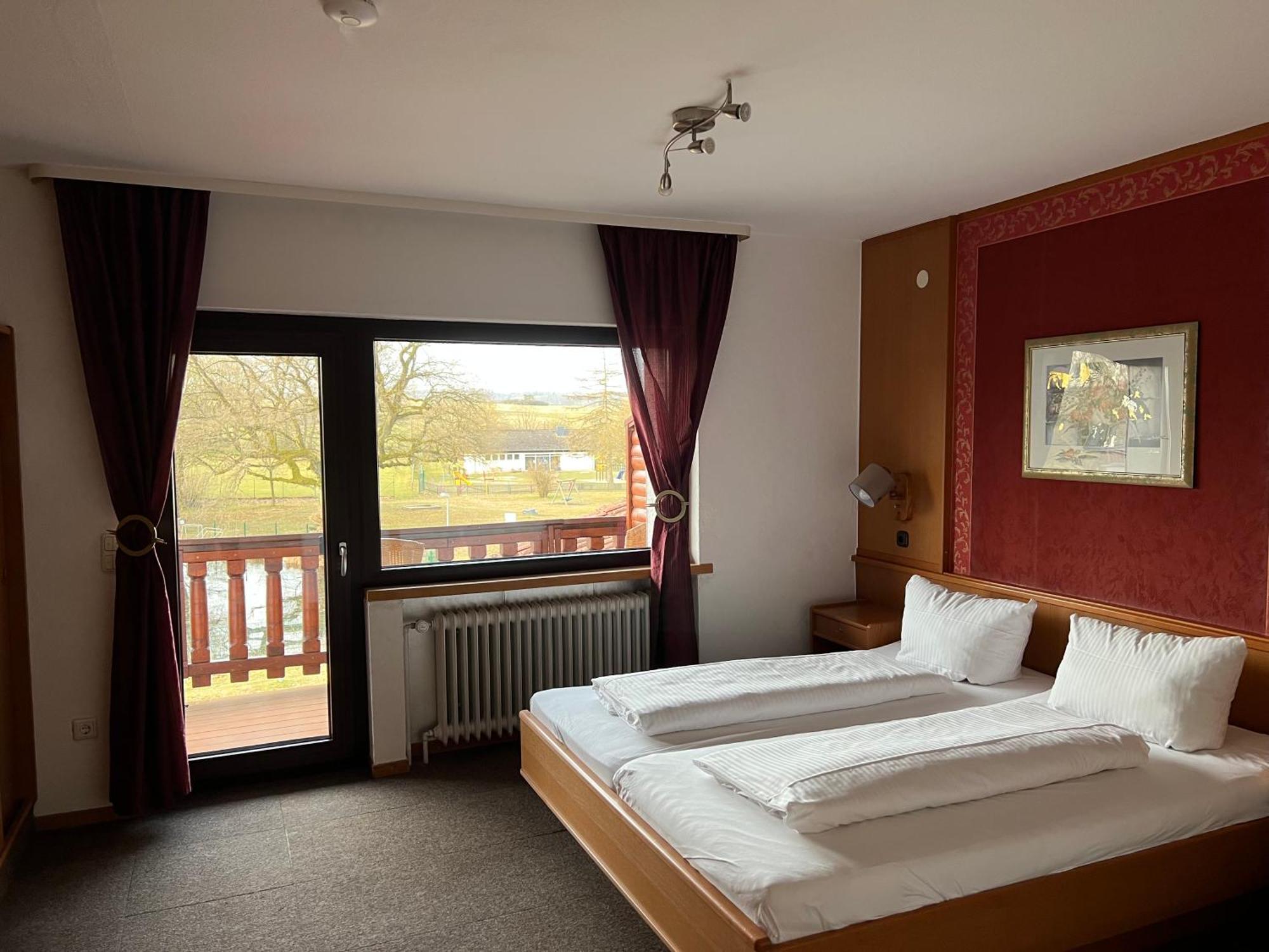 Hotel Wettlaufer Homberg  Buitenkant foto
