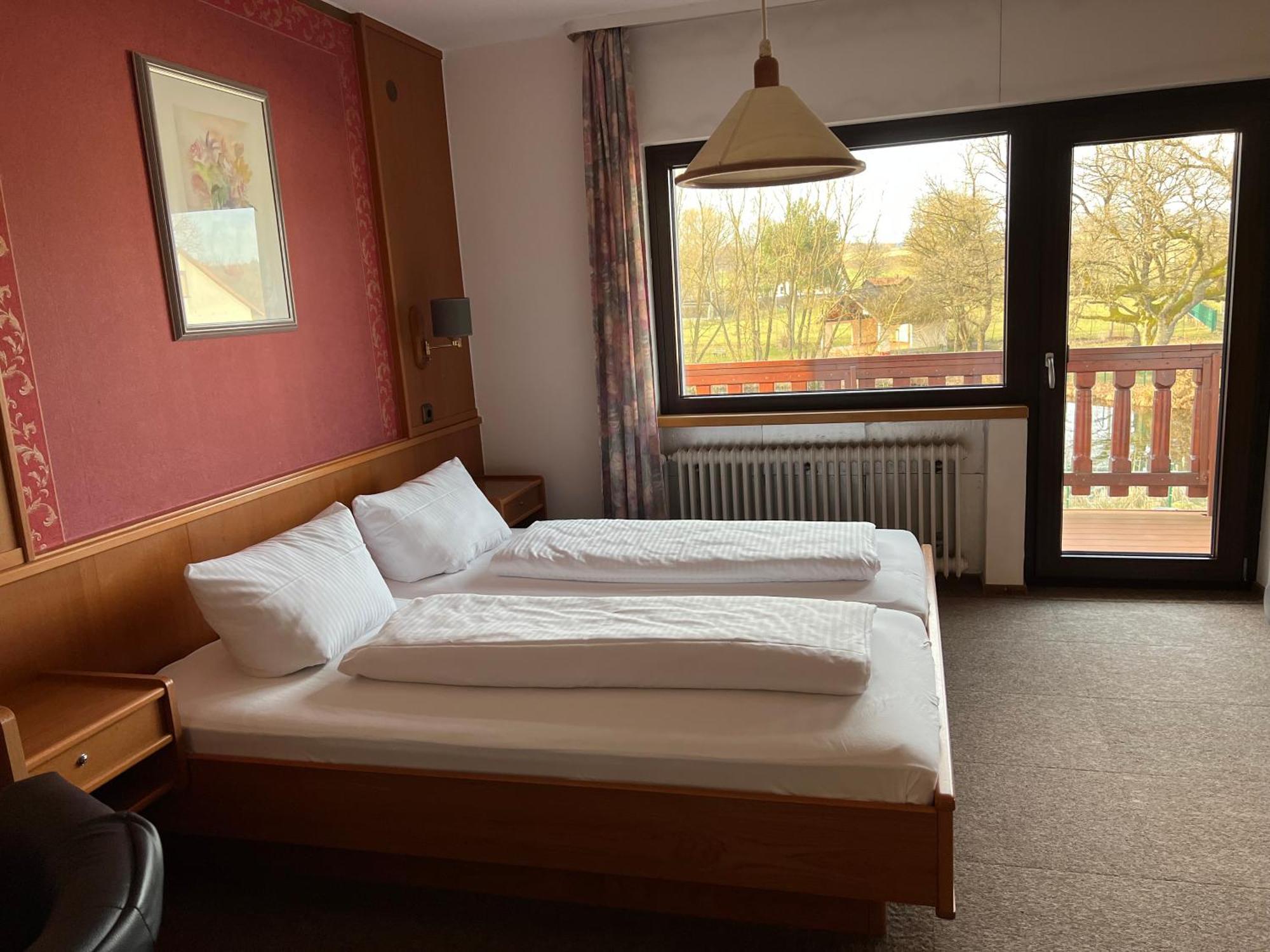 Hotel Wettlaufer Homberg  Buitenkant foto